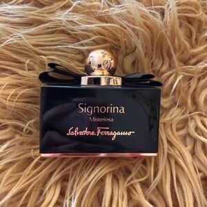 Salvatore Ferragamo Signorina Misteriosa Black and Gold Perfume